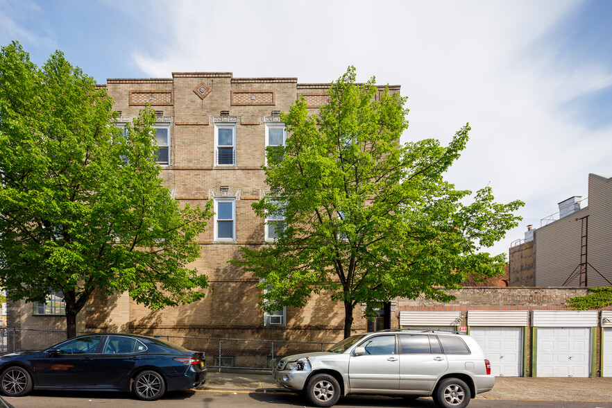 31- 11 43rd Street, Astoria, NY for sale - Building Photo - Image 3 of 13