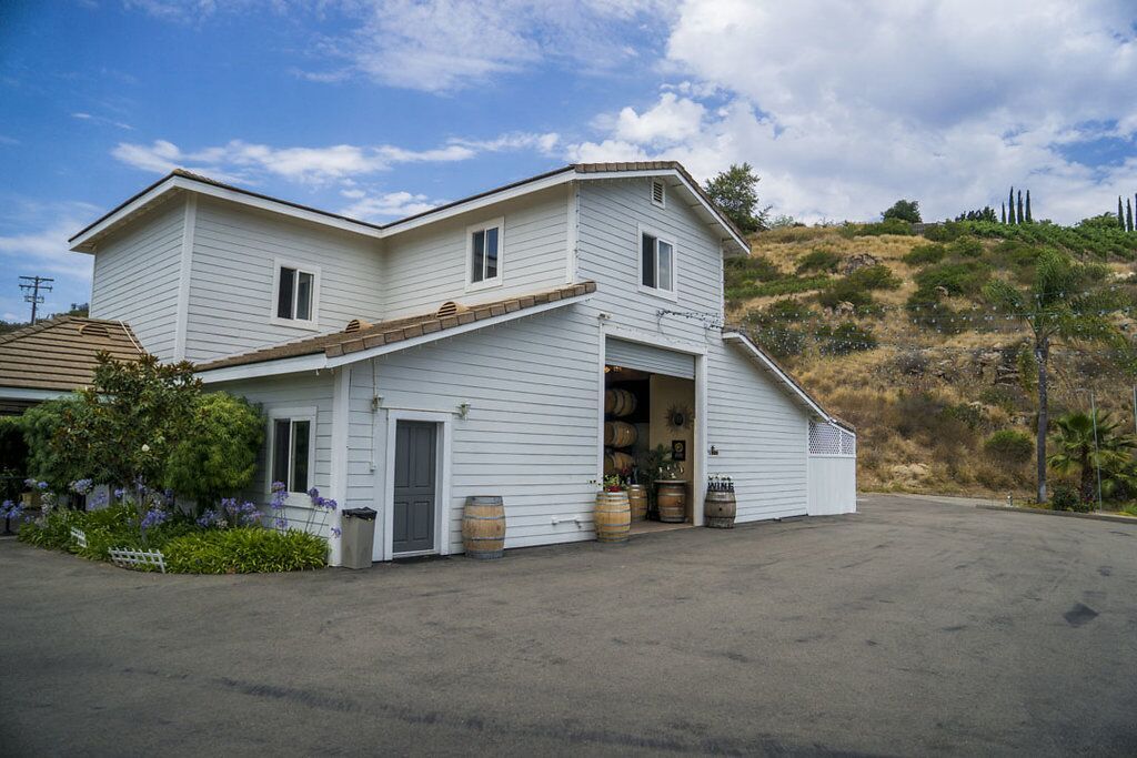 2286 Sunshine Mountain Rd, San Marcos, CA for sale Primary Photo- Image 1 of 119