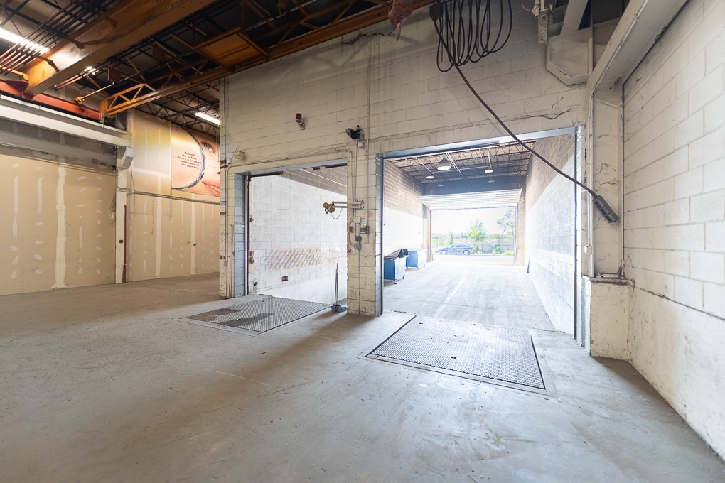 2650 W Fulton St, Chicago, IL for lease Interior Photo- Image 1 of 9