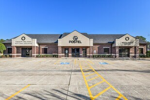 2401 Parkwood Ave, Friendswood TX - Office Space