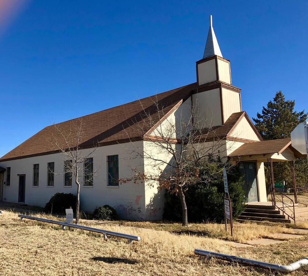 303 Brady, Wickett, TX 79788