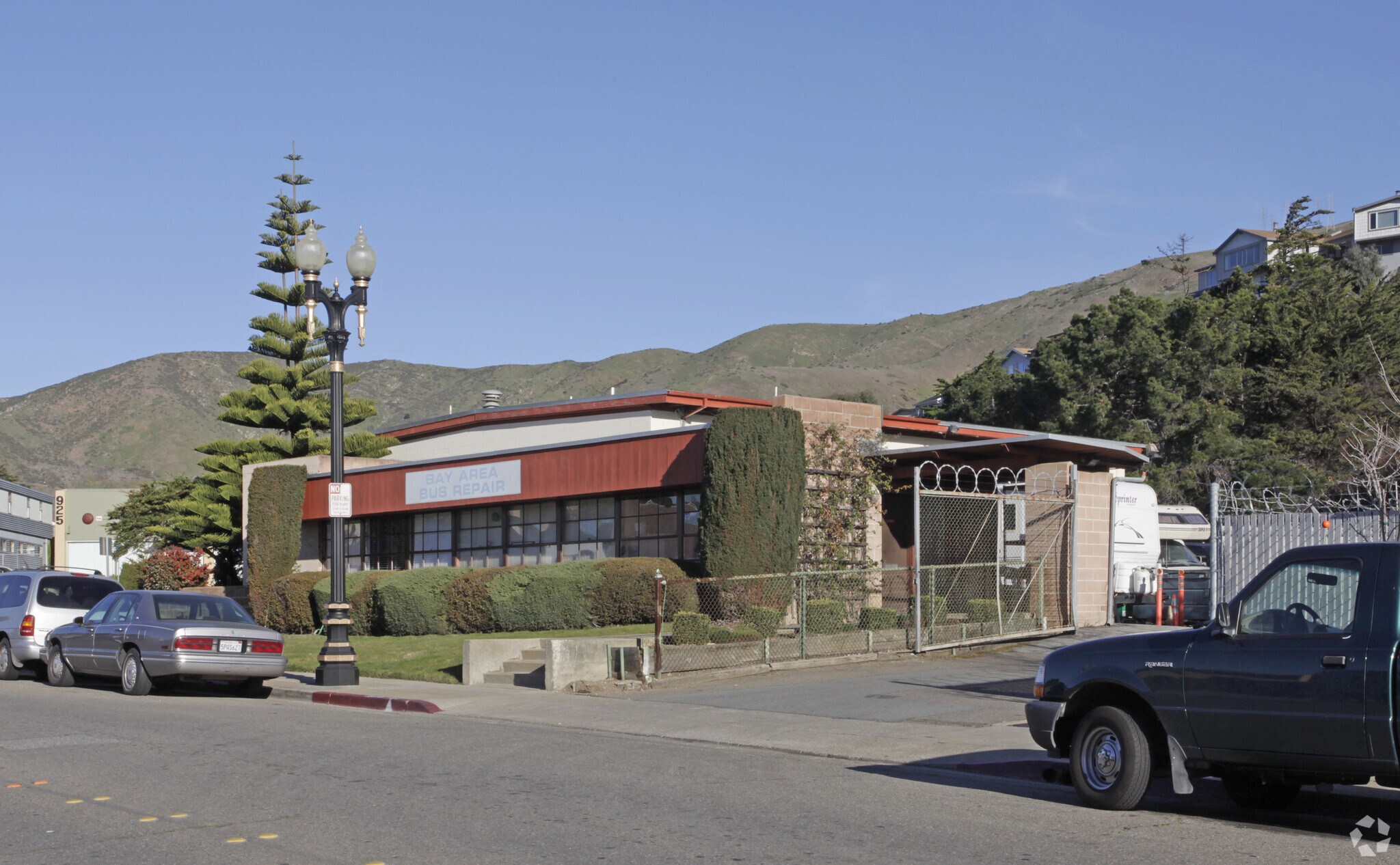 935 Linden Ave, South San Francisco, CA for lease Primary Photo- Image 1 of 5
