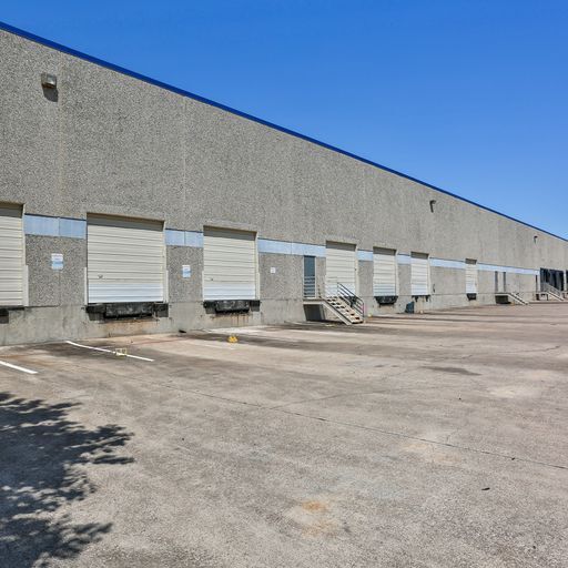 3700 Eagle Place Dr, Dallas, TX for lease - Building Photo - Image 3 of 7