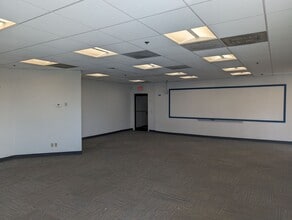 810 Memorial Dr, Cambridge, MA for lease Building Photo- Image 2 of 9