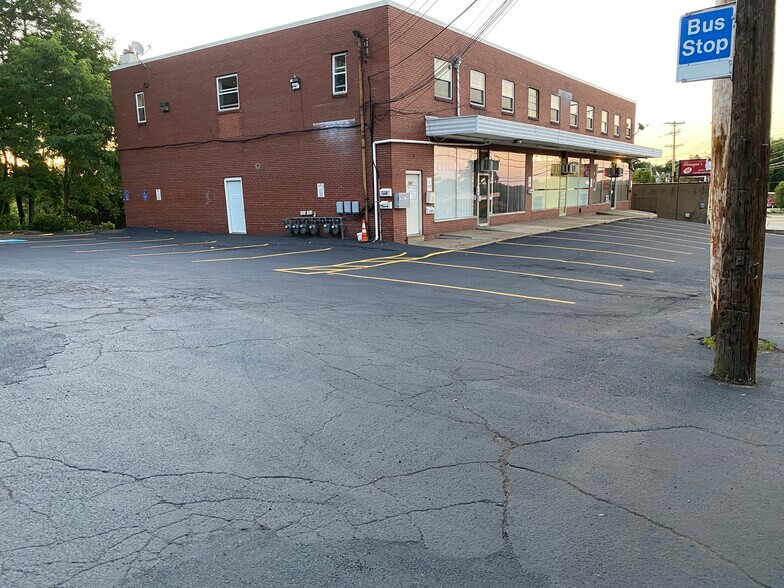 1048510489 Frankstown Rd, Pittsburgh, PA 15235