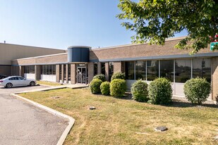 9800 Rte Transcanadienne, Montréal QC - Warehouse