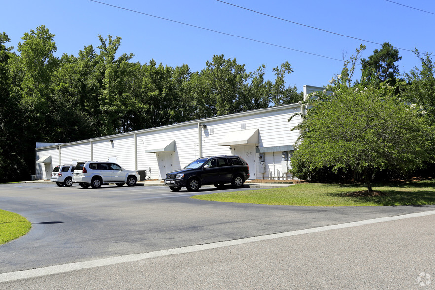 664 Orangeburg Rd, Summerville, SC for lease - Building Photo - Image 2 of 39