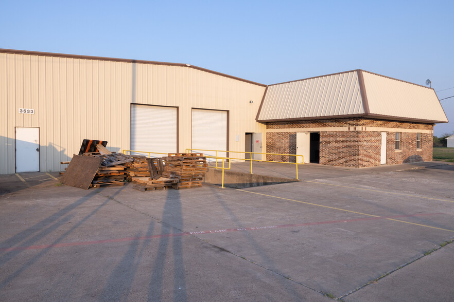 3533 E Highway 175, Kaufman, TX for lease - Building Photo - Image 3 of 15