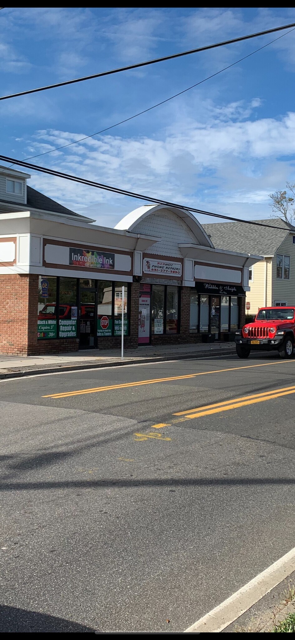 80-82 Carleton Ave, East Islip, NY for sale Primary Photo- Image 1 of 1