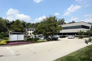 455 Pennsylvania Ave, Fort Washington PA - Business Park