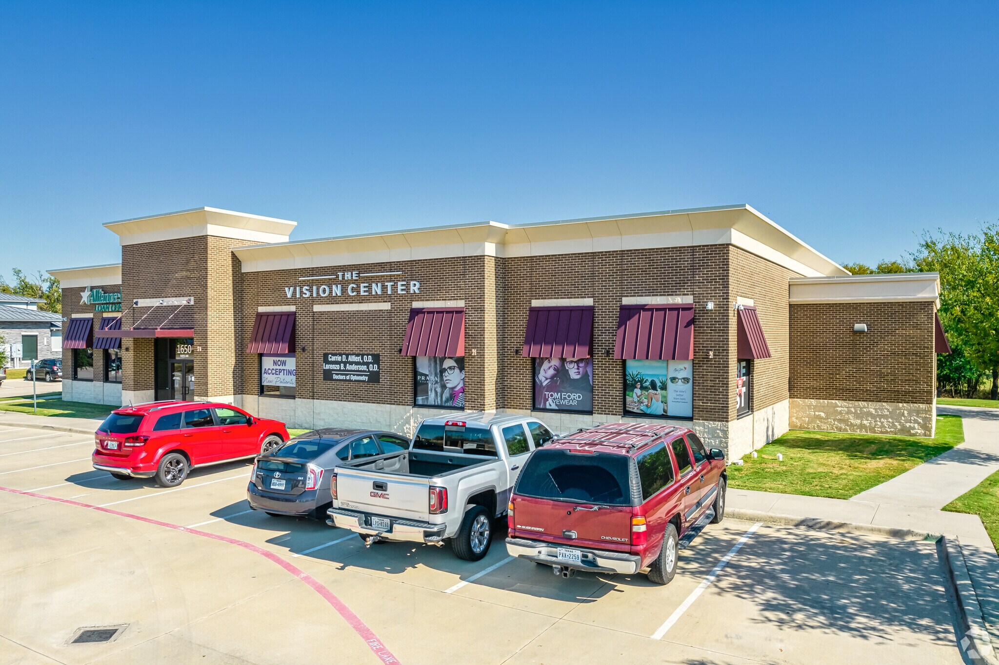 1650 N Lake Forest Dr, McKinney, TX for lease Building Photo- Image 1 of 5