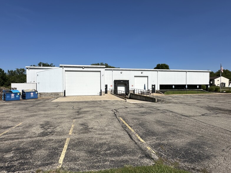 101 E Roosevelt Ave, Zeeland, MI for lease - Building Photo - Image 3 of 28