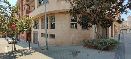 Retail in Manresa, Barcelona for lease Interior Photo- Image 2 of 20