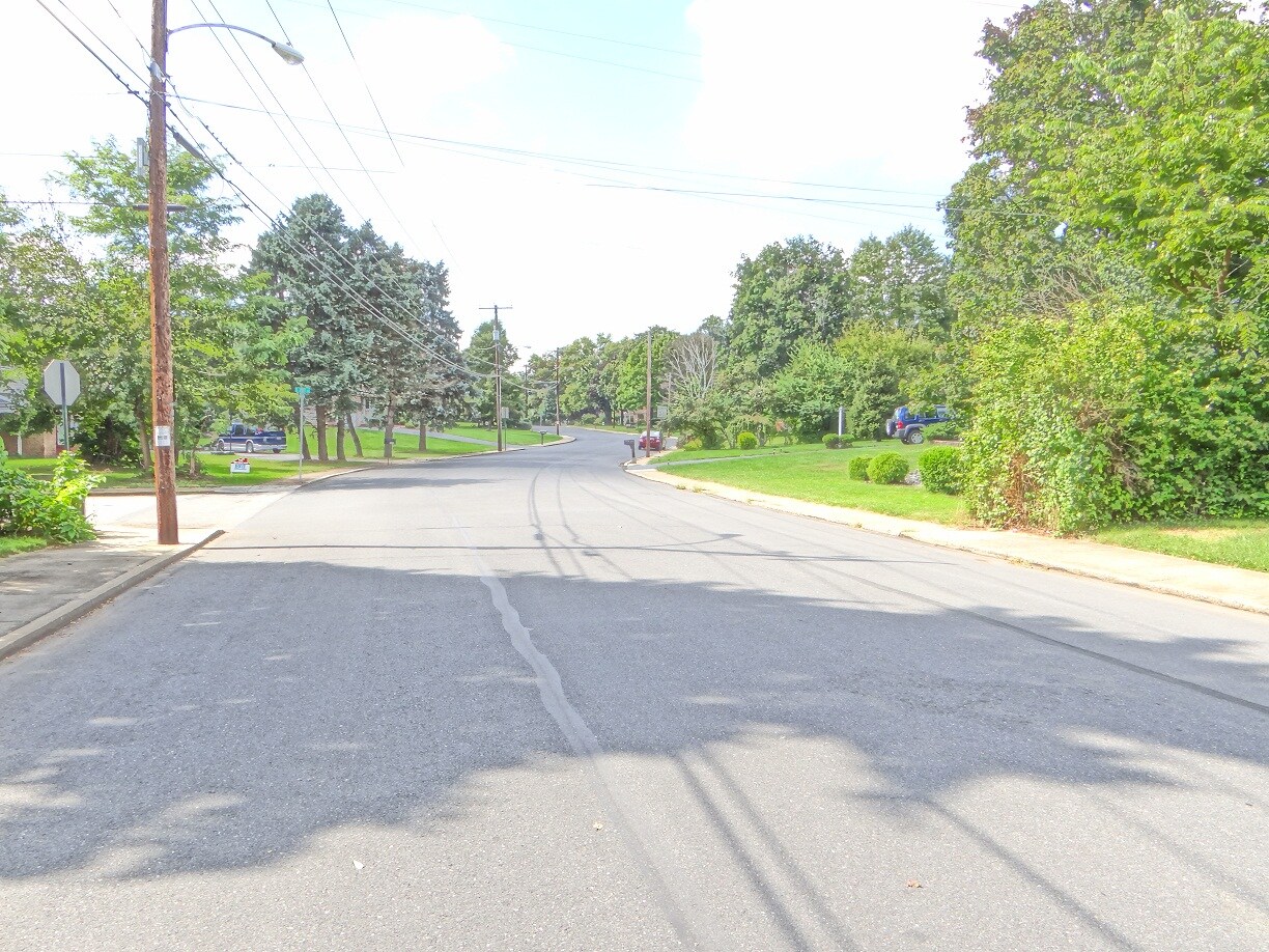 S Hanover St, Carlisle, PA for sale Primary Photo- Image 1 of 1