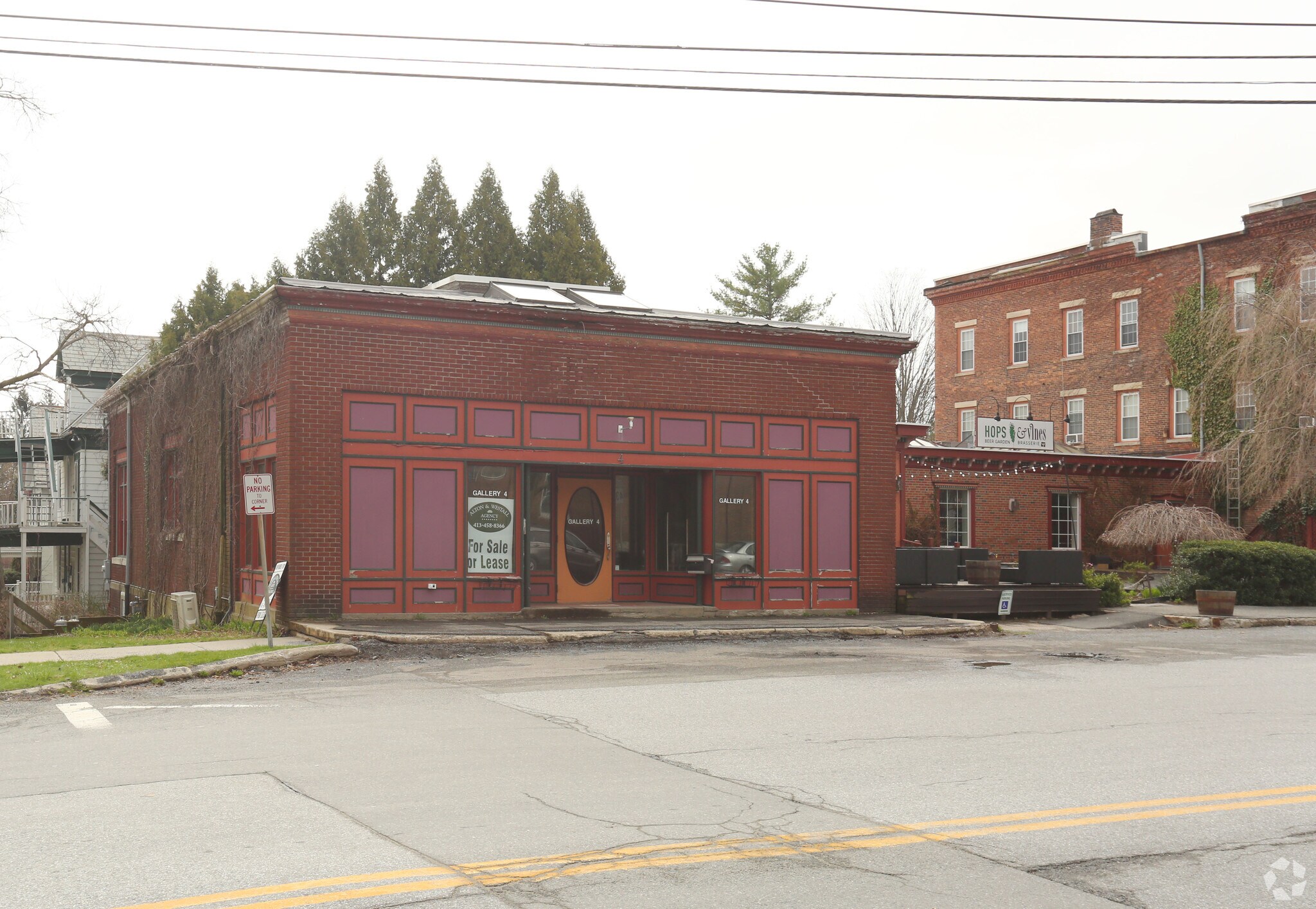 25 Main St, Williamstown, MA for sale Primary Photo- Image 1 of 1