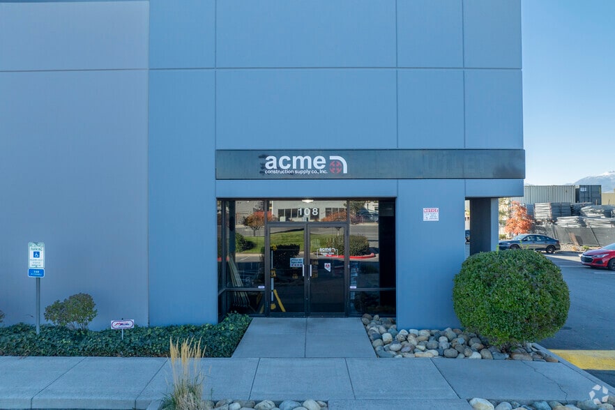 605 Glendale Ave, Sparks, NV for lease - Building Photo - Image 3 of 5