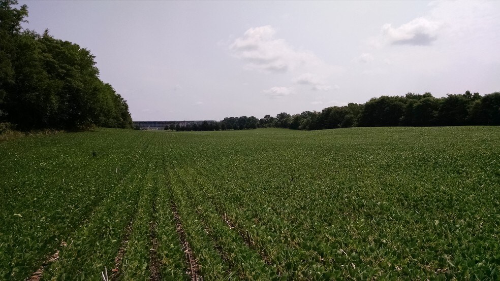 1871 Commerce Dr, Bristol, IN for sale - Building Photo - Image 1 of 1