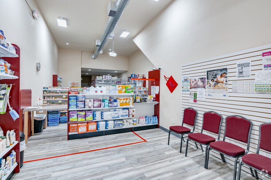 334 S Broad St, Trenton, NJ for sale - Interior Photo - Image 2 of 25