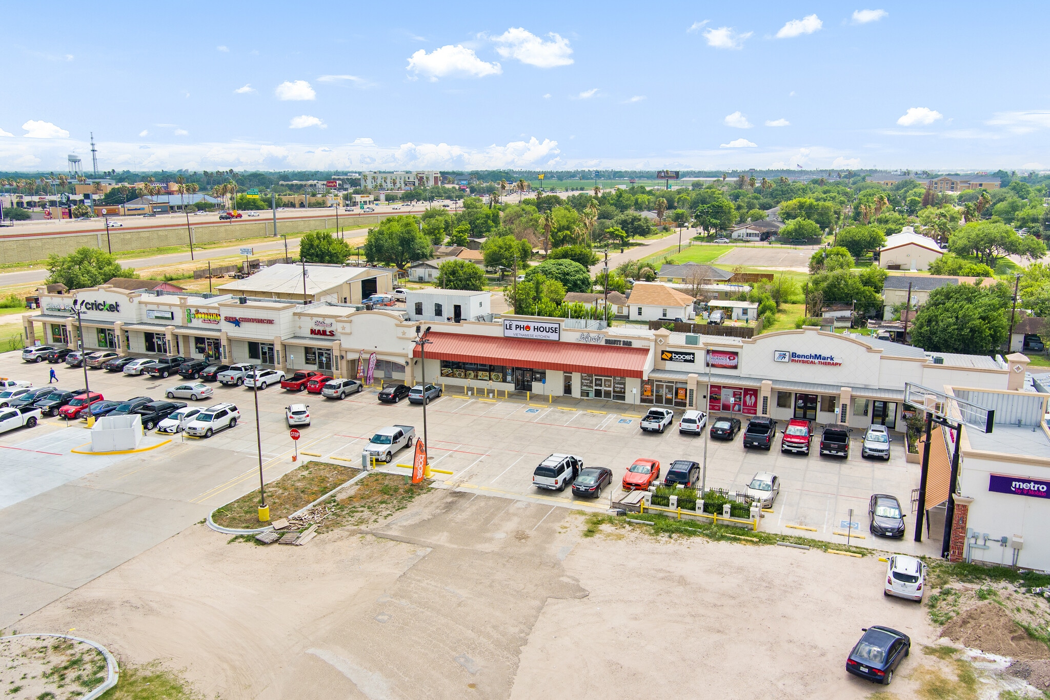 1400 N Westgate Dr, Weslaco, TX 78596 1400 N Westgate Dr Center