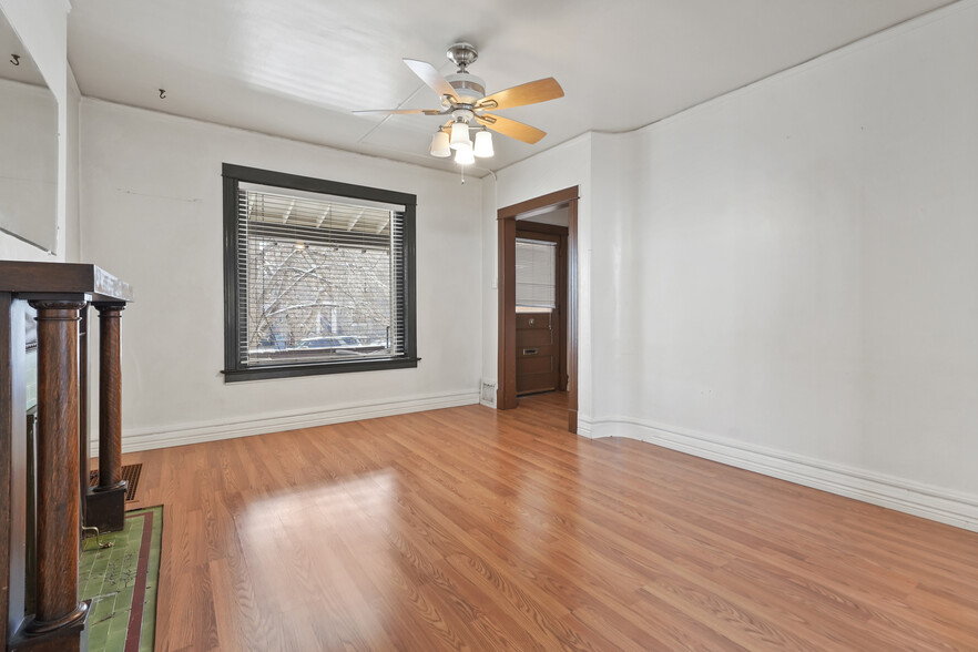 1325 N Marion St, Denver, CO for sale - Interior Photo - Image 3 of 17