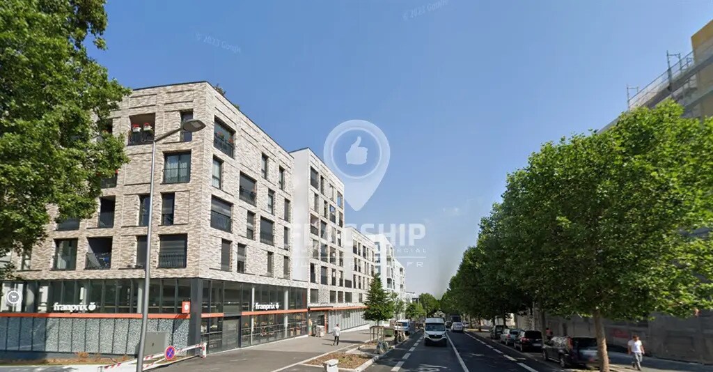 Retail in Bondy for sale Building Photo- Image 1 of 6