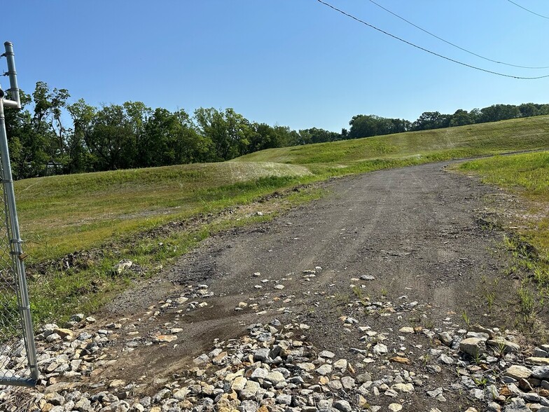 5019 Raytown Rd, Kansas City, MO for sale - Building Photo - Image 3 of 3