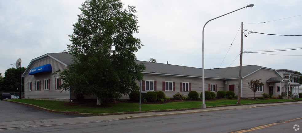 27-31 Main St, Oneonta, NY for sale - Primary Photo - Image 1 of 1