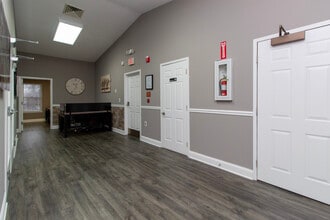 14414-14420 Old Mill Rd, Upper Marlboro, MD for lease Interior Photo- Image 2 of 14