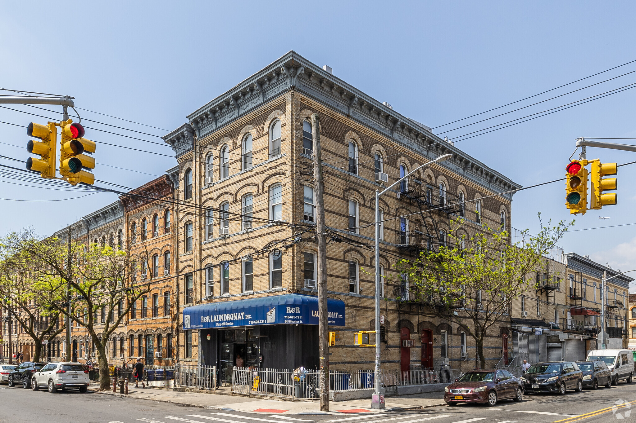 445 Bleecker St, Brooklyn, NY for sale Primary Photo- Image 1 of 1