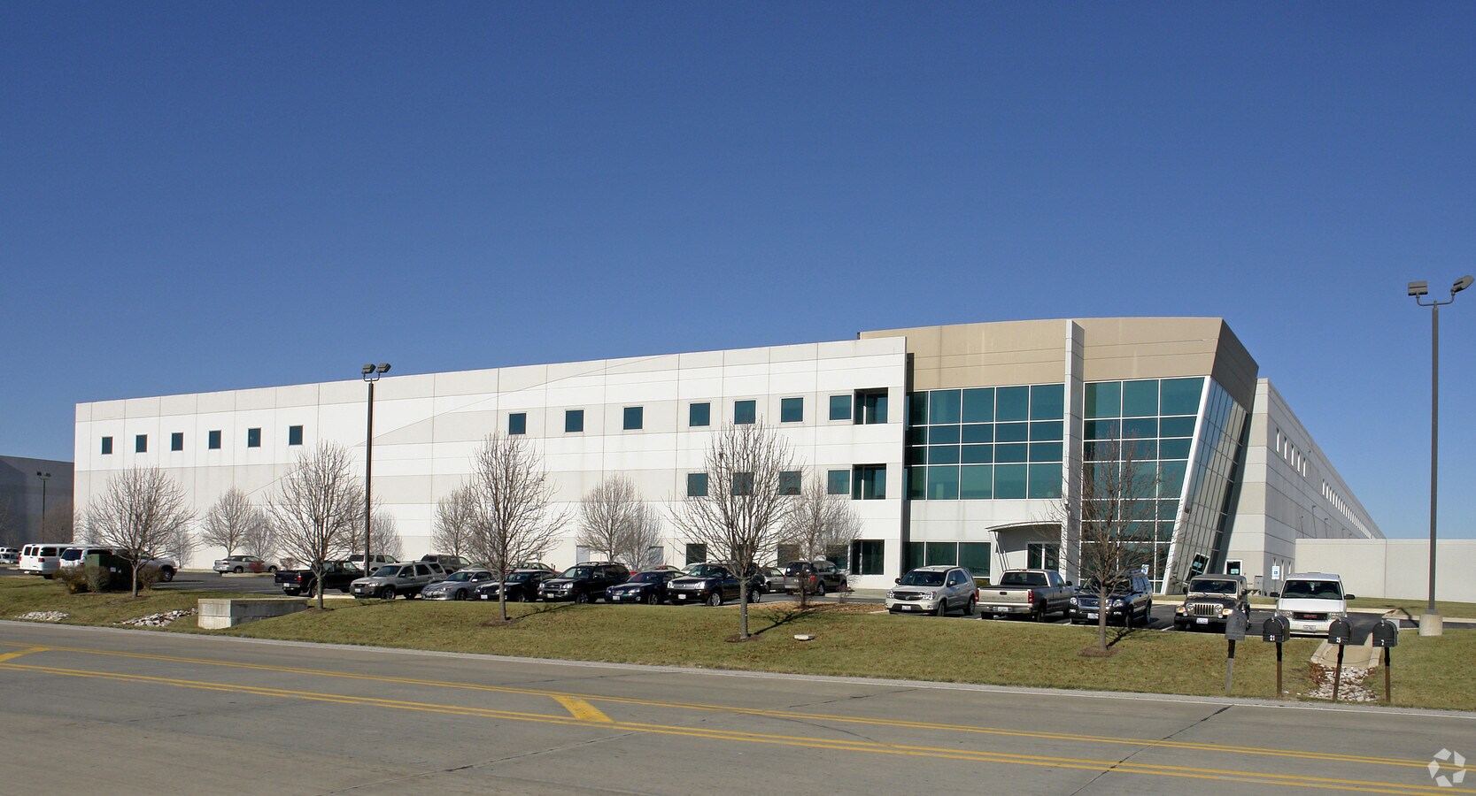 721 Gateway Commerce Center Dr W, Edwardsville, IL 62025 Buske I