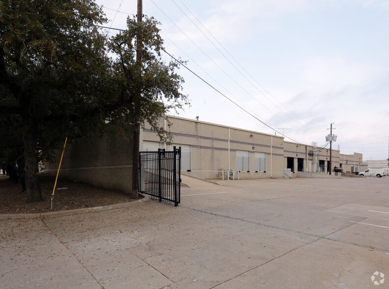 12150 Shiloh Rd, Dallas, TX for lease - Building Photo - Image 3 of 3