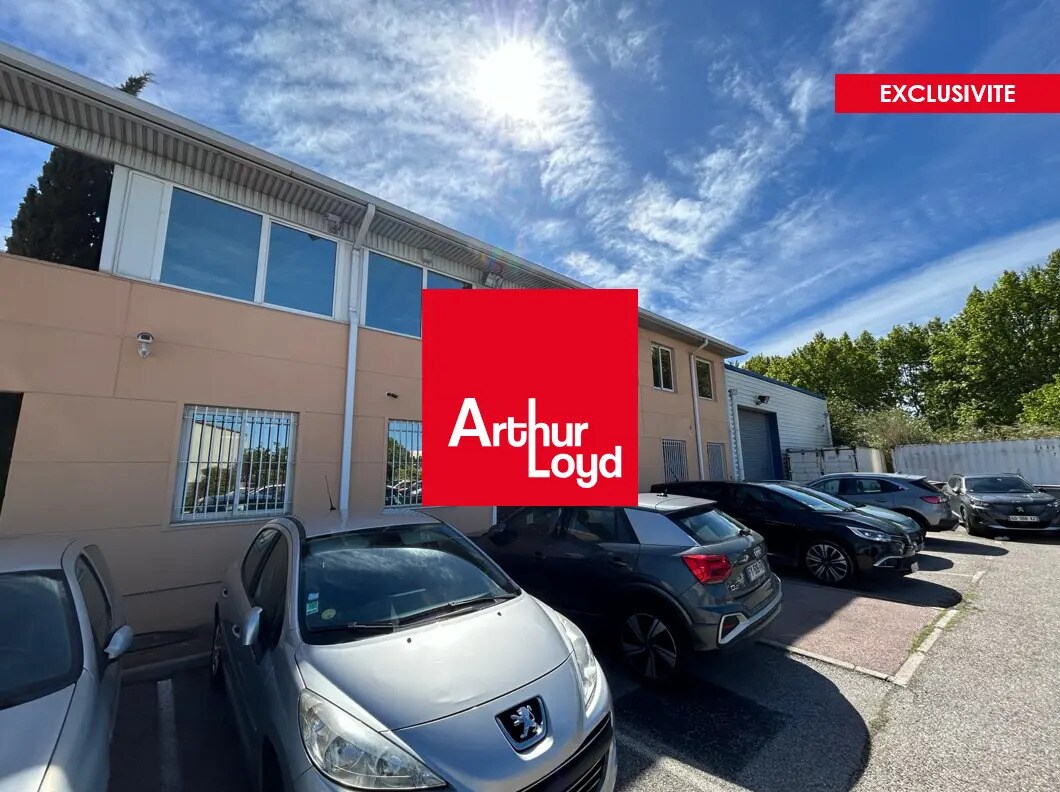 Office in Marseille for sale Building Photo- Image 1 of 16