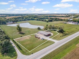 3160 W Arrow St, Marshall MO - Gas Station