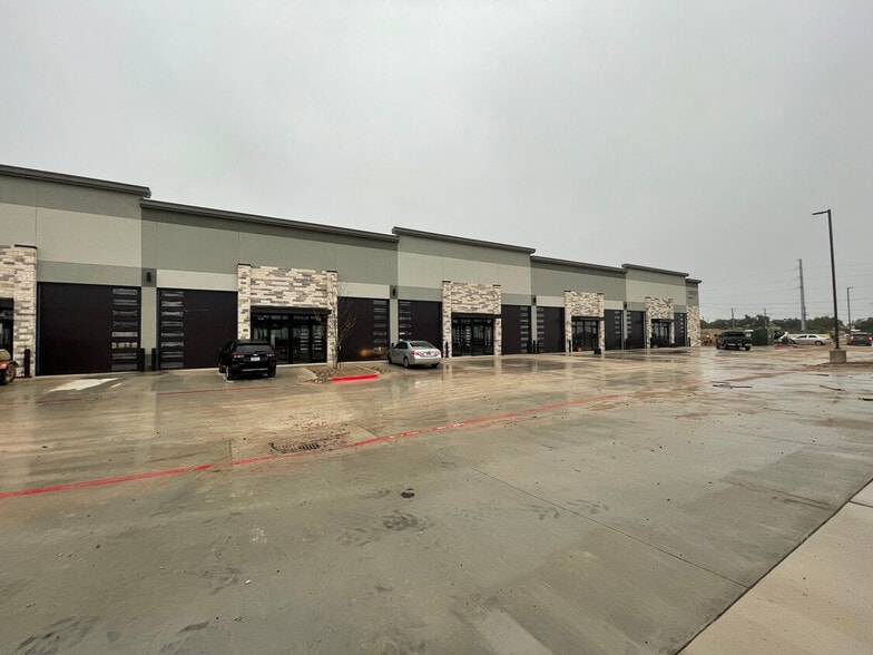 15901 Ronald Reagan Blvd, Leander, TX for lease - Building Photo - Image 2 of 5