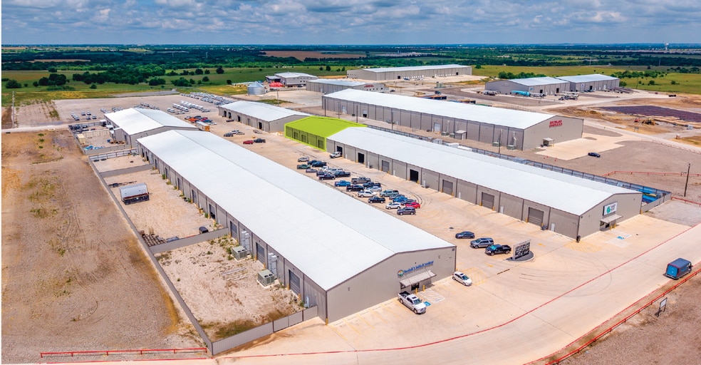 138 Leopard Rd, Rhome, TX for lease - Building Photo - Image 2 of 6