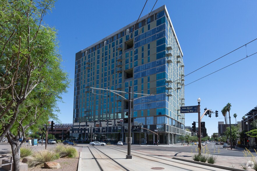 323 E Veterans Pky, Tempe, AZ for lease - Building Photo - Image 2 of 17