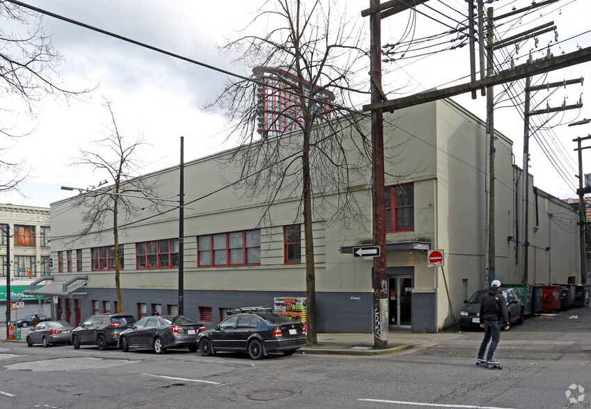 390 Hastings St W, Vancouver, BC for lease - Building Photo - Image 2 of 7