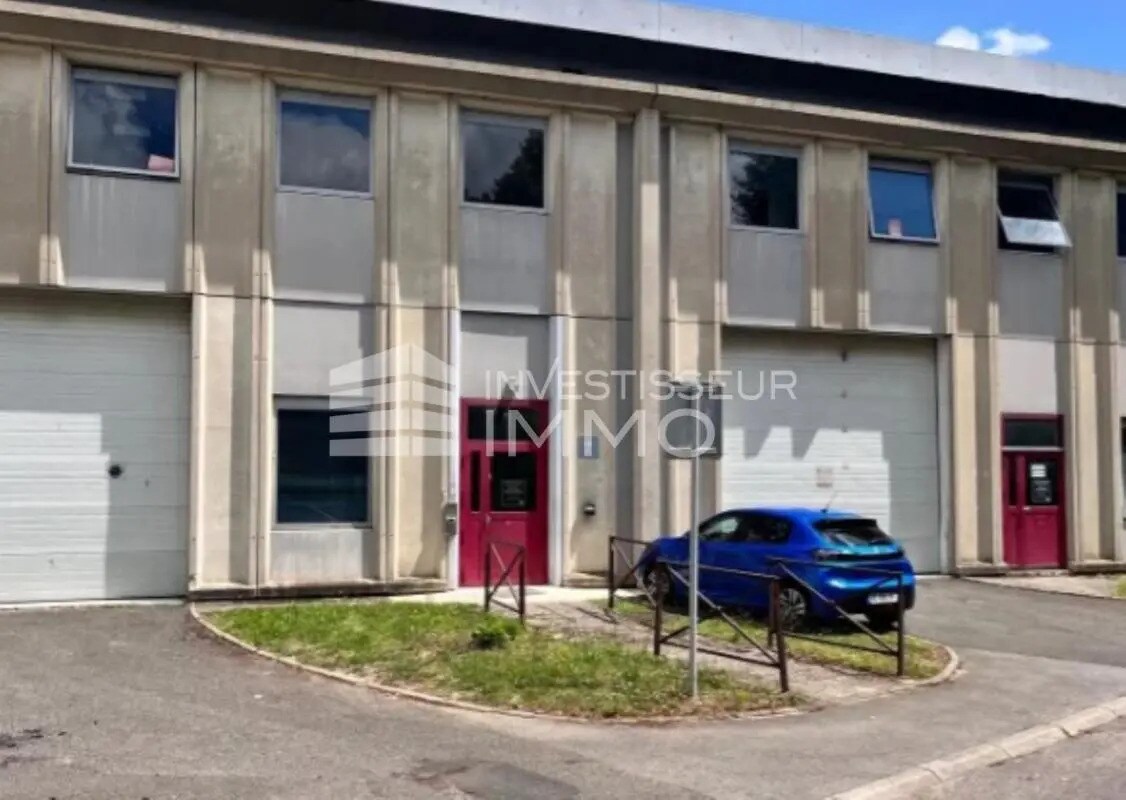 Flex in Sarcelles for lease Building Photo- Image 1 of 6