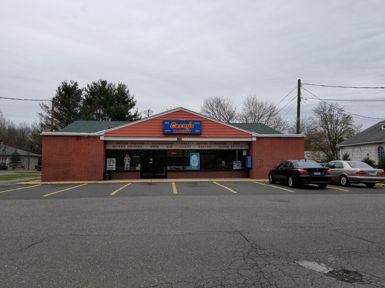 496 Spring St, Windsor Locks, CT 06096