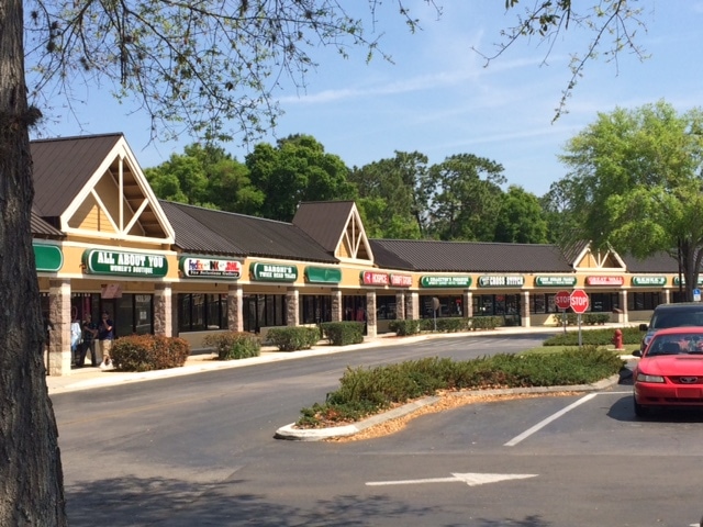 Six Gun Plaza - Storefront Property