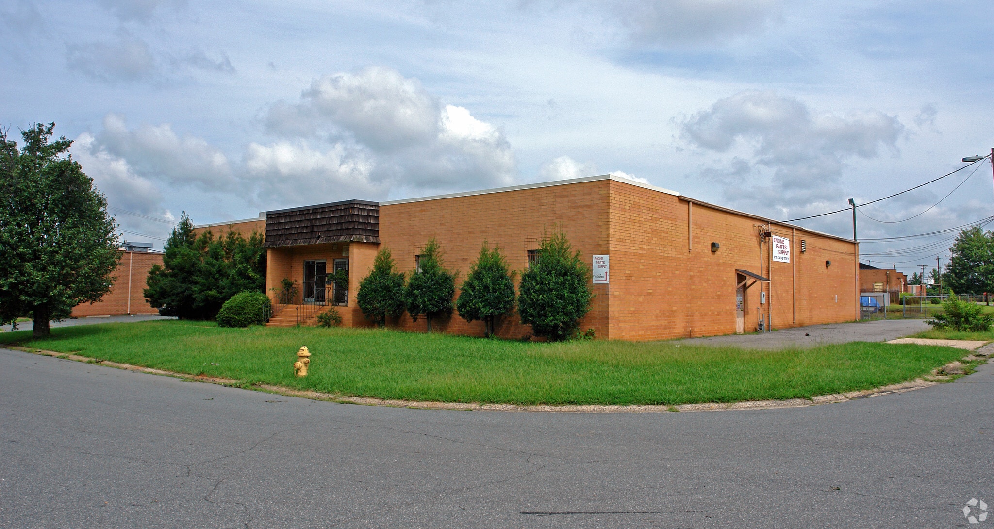 3735-3737 Atmore St, Charlotte, NC for lease Primary Photo- Image 1 of 5