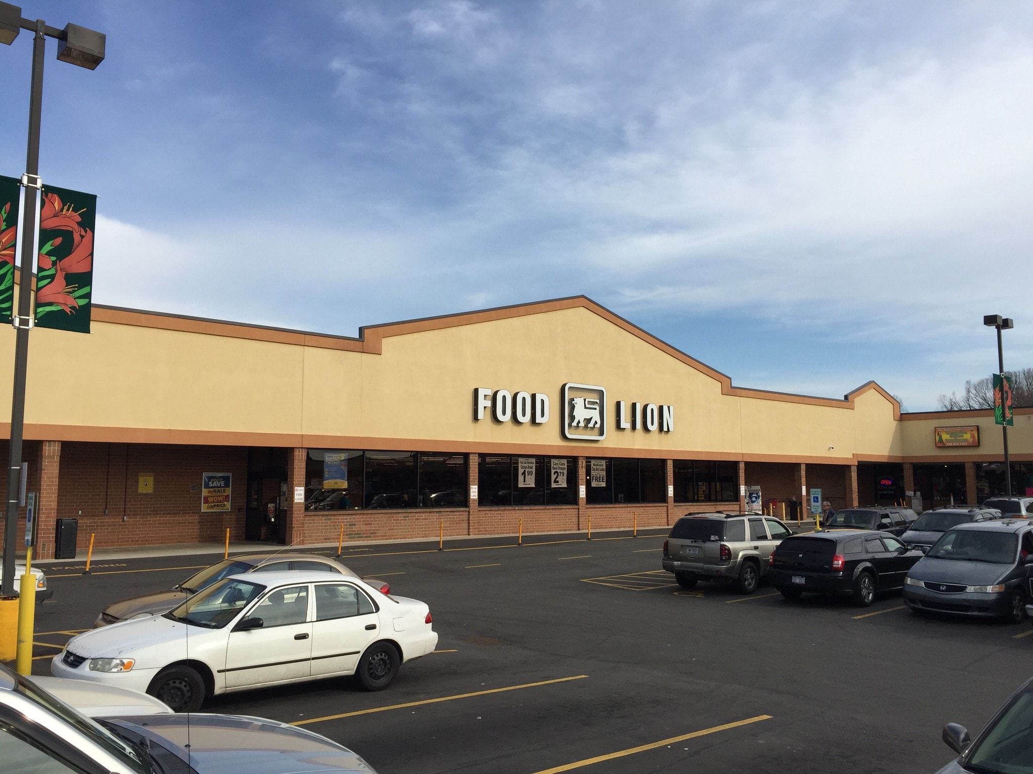 2831 S Main St, High Point, NC for sale Building Photo- Image 1 of 1