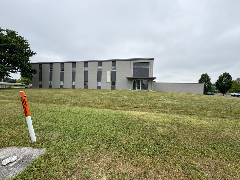 1201 Cumberland Ave, West Lafayette, IN for lease - Building Photo - Image 2 of 38