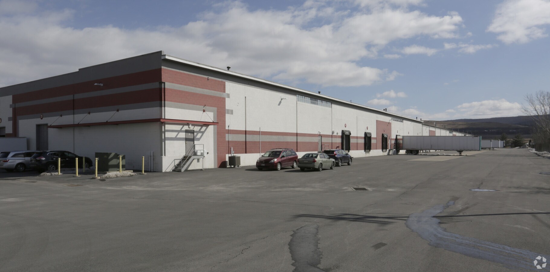 1028 Reeves St, Dunmore, PA 18512