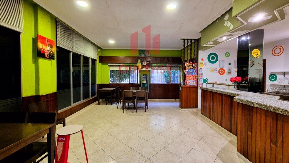 Retail in Ourense, Orense for lease - Building Photo - Image 1 of 18
