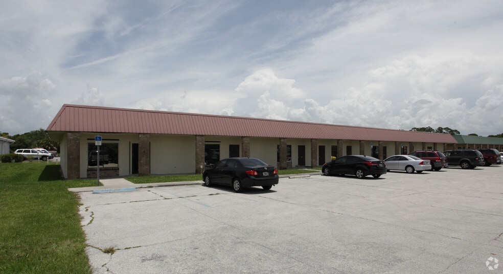101-113 NE 19th Dr, Okeechobee, FL for lease - Building Photo - Image 2 of 22