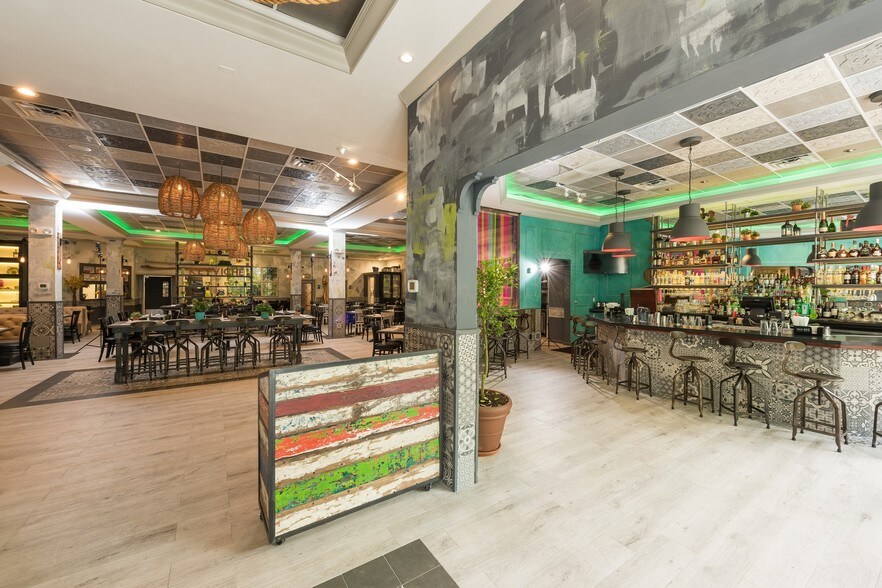 421 Caroline St, Key West, FL for sale - Building Photo - Image 1 of 1