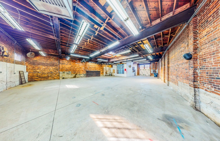 508 Rorer Ave SW, Roanoke, VA for lease - Building Photo - Image 2 of 8