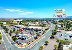 Cottonwood Chipotle Center - Storefront Property