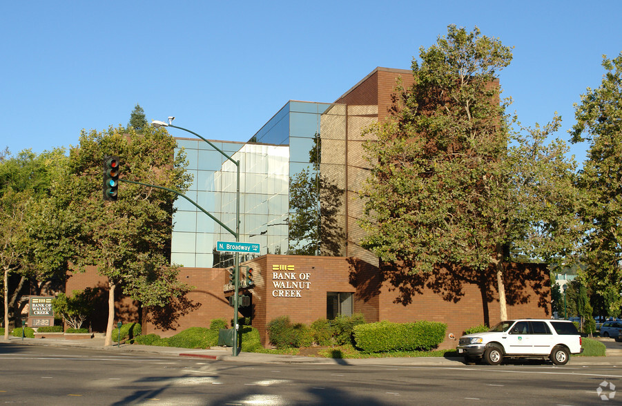 1400 Civic Dr, Walnut Creek, CA for lease - Building Photo - Image 3 of 4